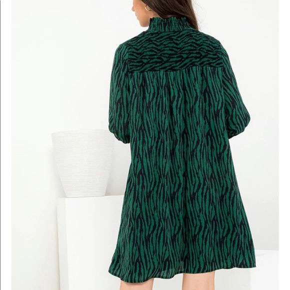 NWT small THML Leopard Print Smock Dress - Picture 6 of 6